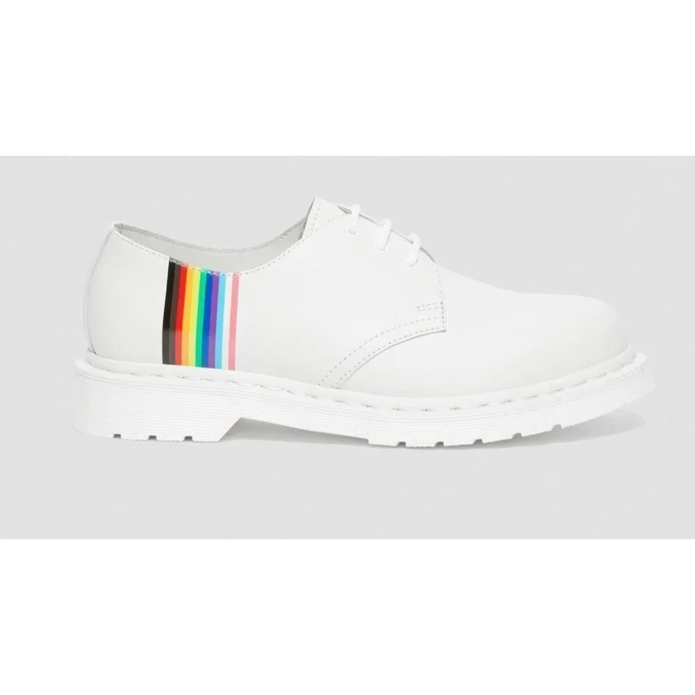 New Dr Martens 27522 White Smooth Leather Pride Oxford Shoes Men 9